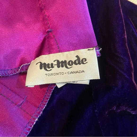 Vintage Nu-Mode women’s purple velvet dress in size 9/10 - Picture 11 of 15